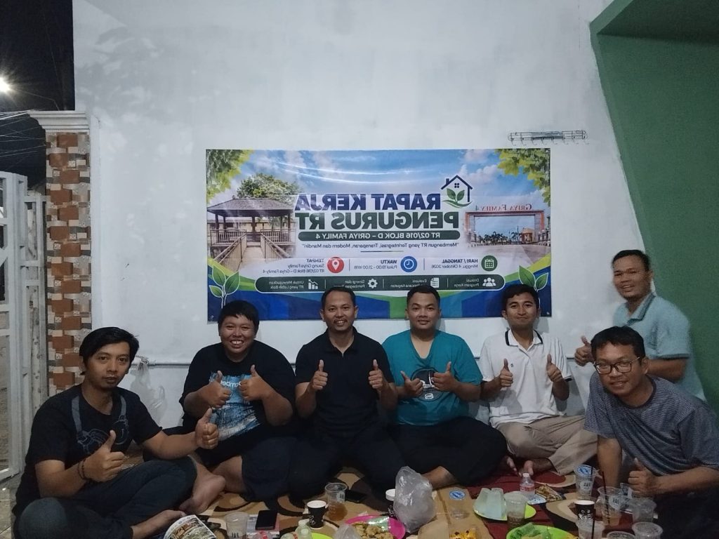 Pengurus RT 02/016 Griya Family 4 Gelar Rapat Kerja, Bahas Program Prioritas Periode 2026–2028